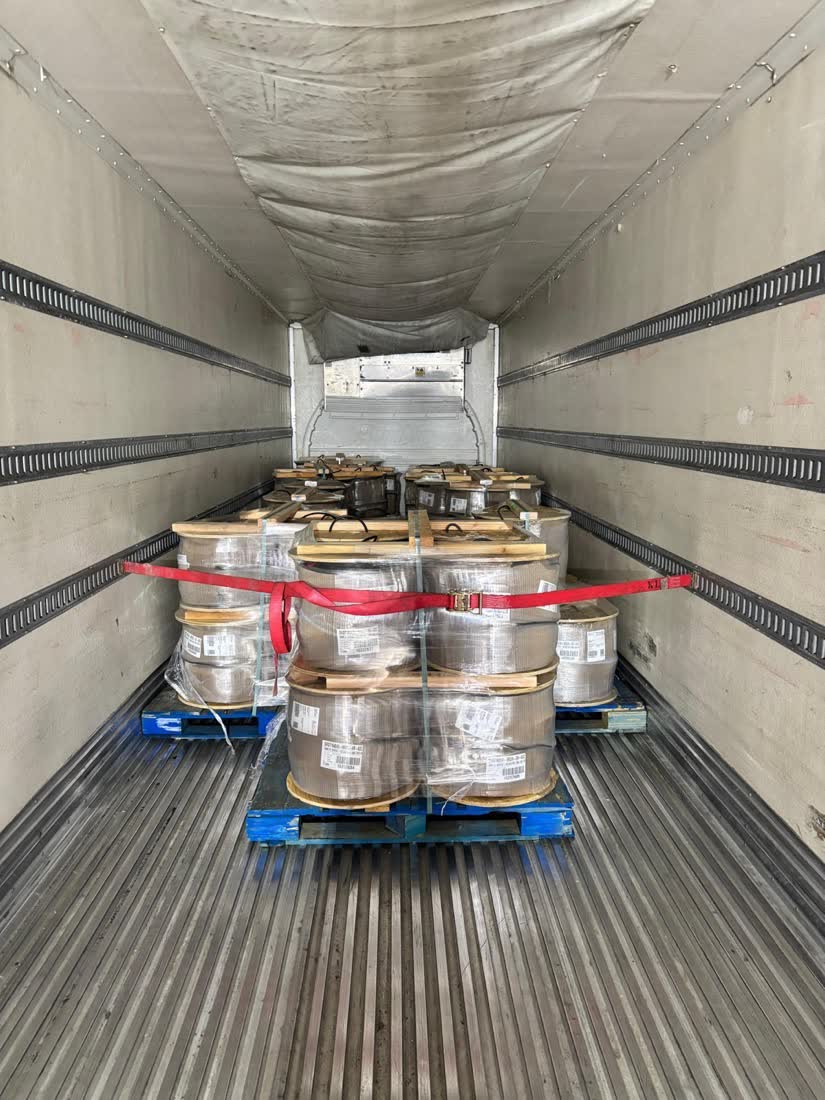 Freight we crossdock — coils, pallets, flatbed loads